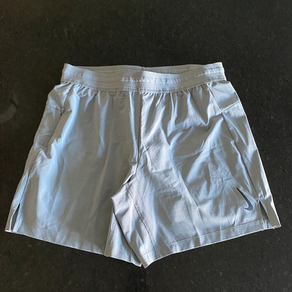 Nike Dri-fit Light Grey Shorts Size M